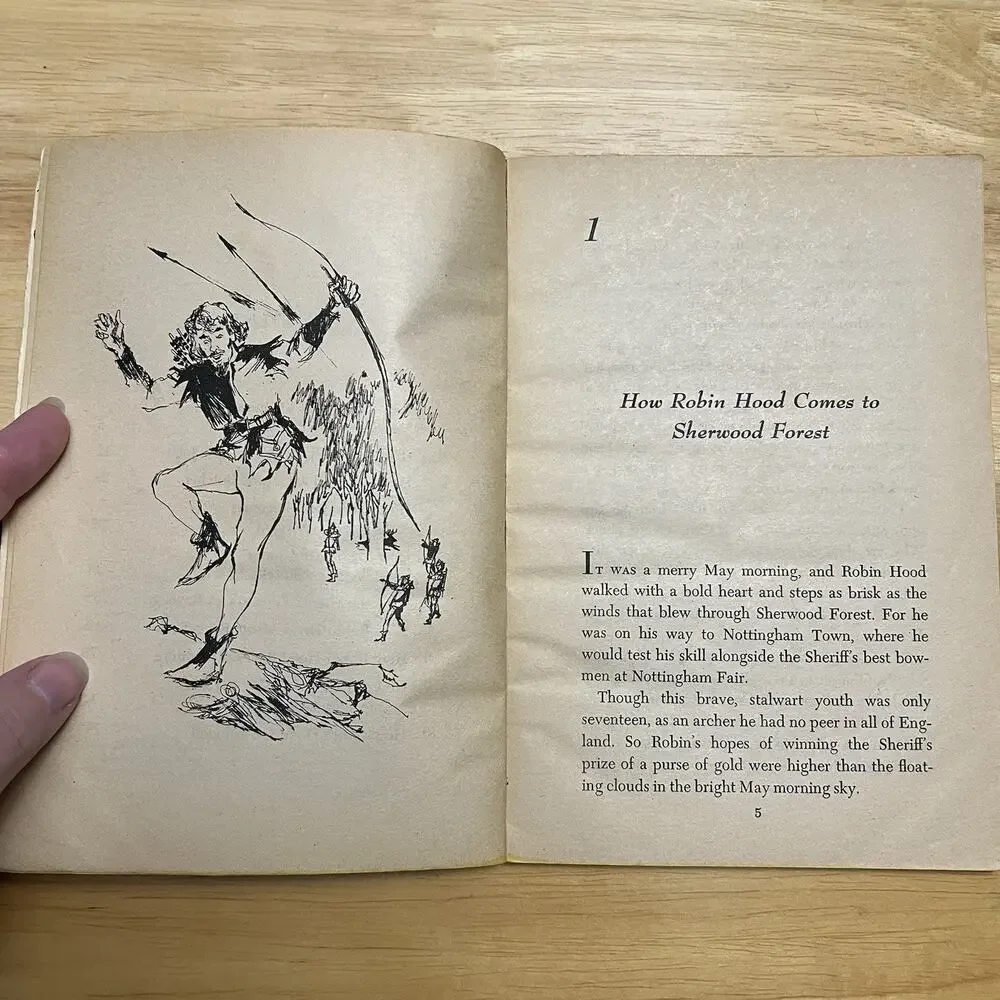 Rare Robin Hood of Sherwood Forest Ann McGovern 1968 1st Print Scholastic Book